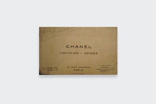 Chanel vizitinė kortelė